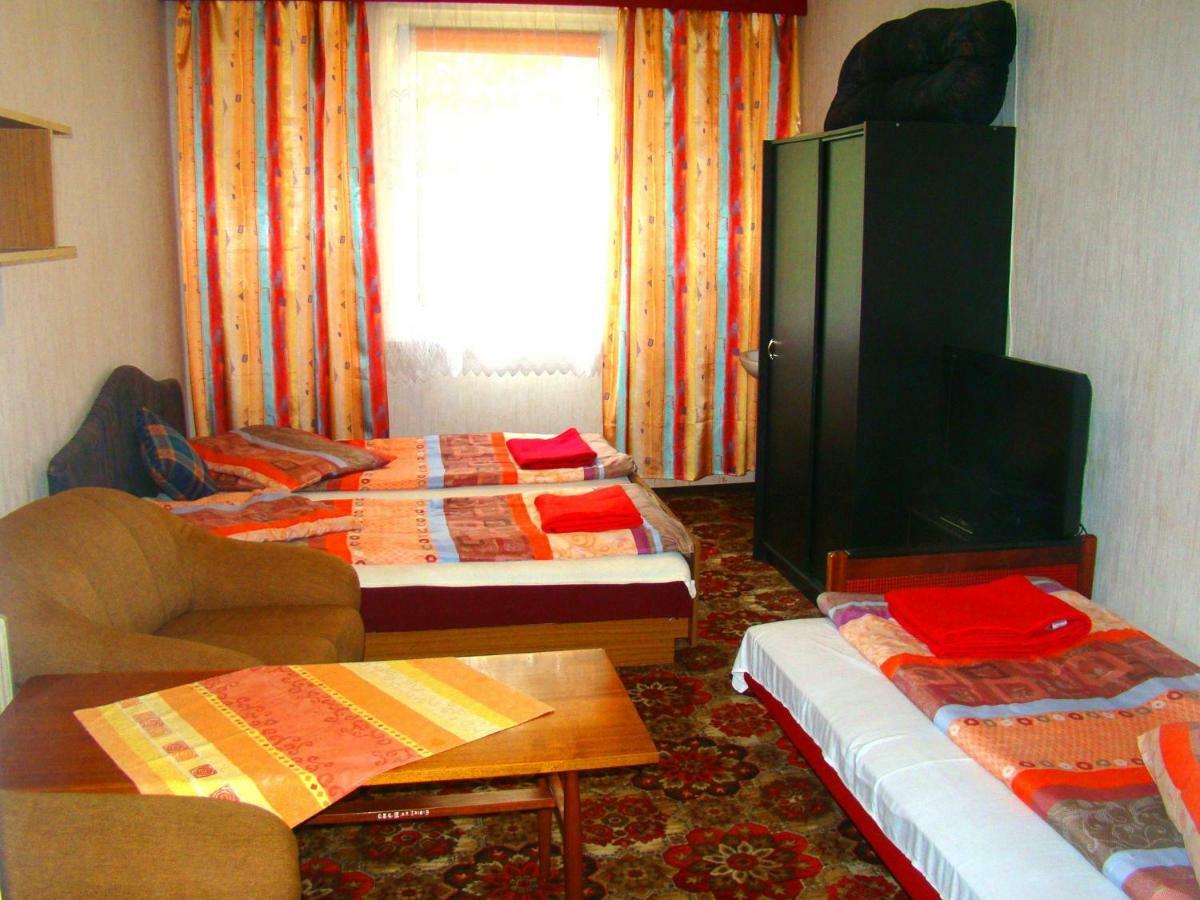 Osrodek Wypoczynkowy Oaza Hotel Kuznica Zbaska Kültér fotó