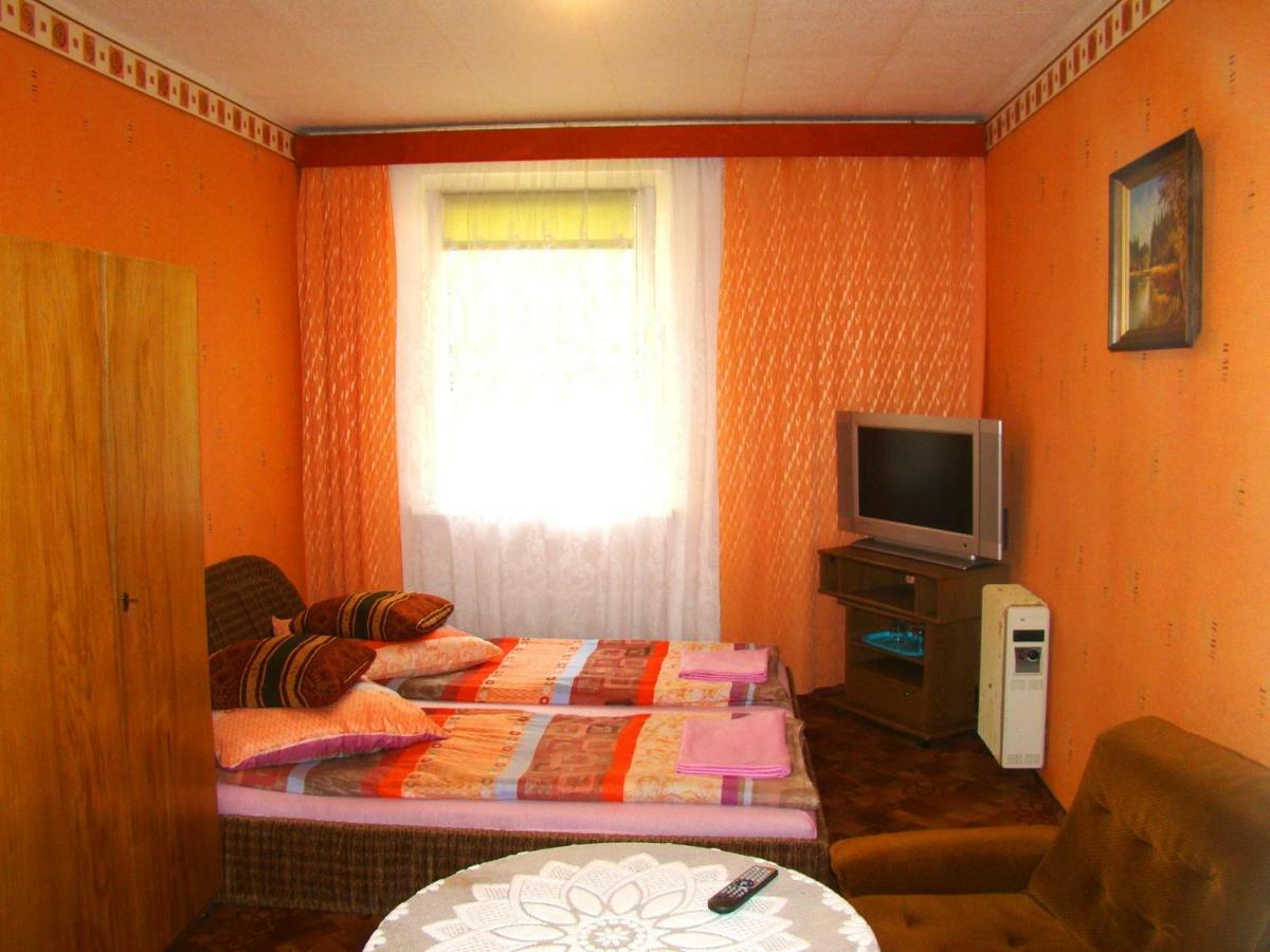 Osrodek Wypoczynkowy Oaza Hotel Kuznica Zbaska Kültér fotó