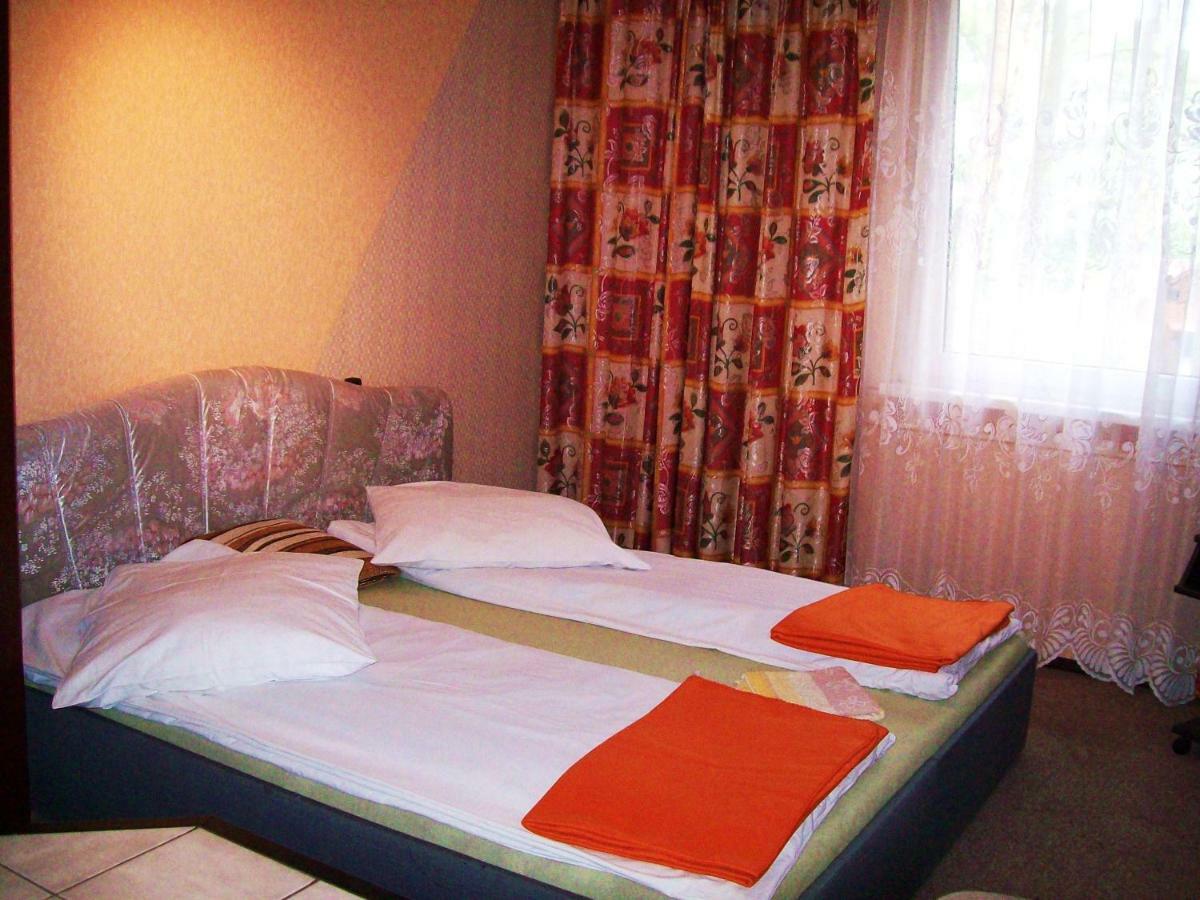 Osrodek Wypoczynkowy Oaza Hotel Kuznica Zbaska Kültér fotó
